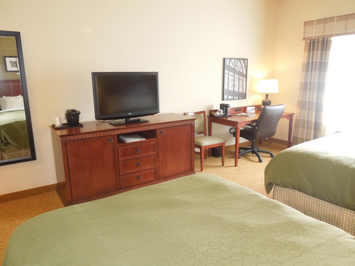 Country Inn & Suites By Radisson, Buffalo South I-90, NY - thumb 40