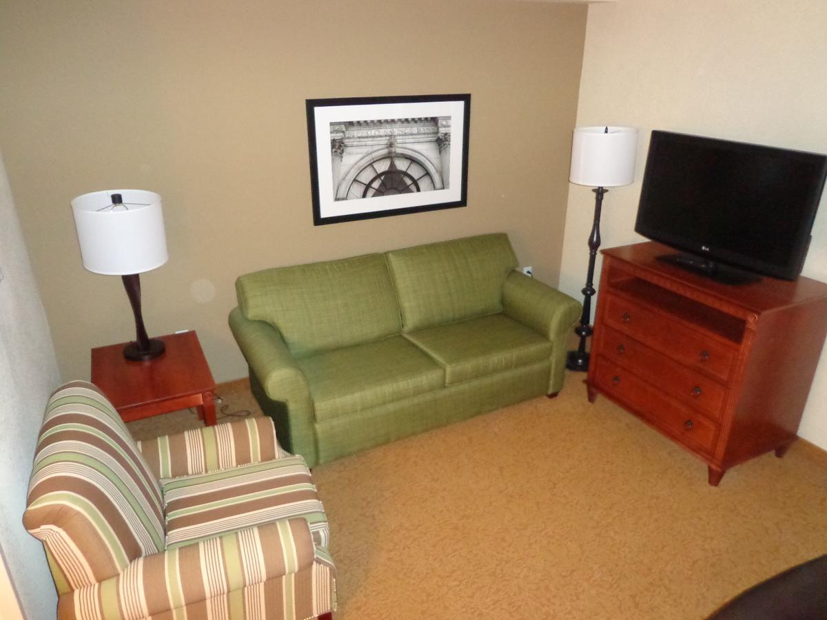 Country Inn & Suites By Radisson, Buffalo South I-90, NY - thumb 42