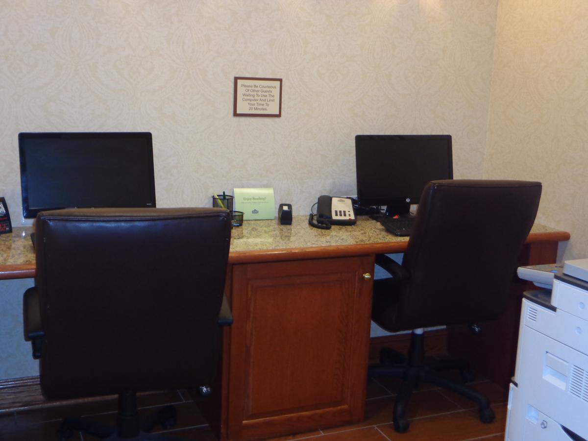 Country Inn & Suites By Radisson, Buffalo South I-90, NY - thumb 4