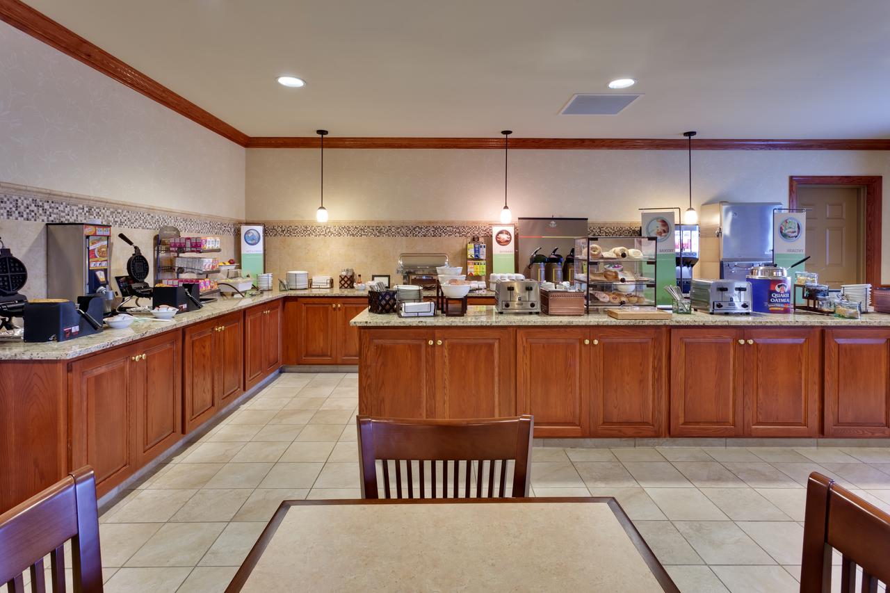 Country Inn & Suites By Radisson, Buffalo South I-90, NY - thumb 2