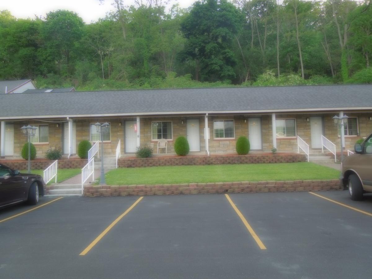 Budget Inn Watkins Glen - thumb 0