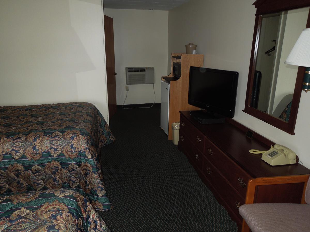 Budget Inn Watkins Glen - thumb 14