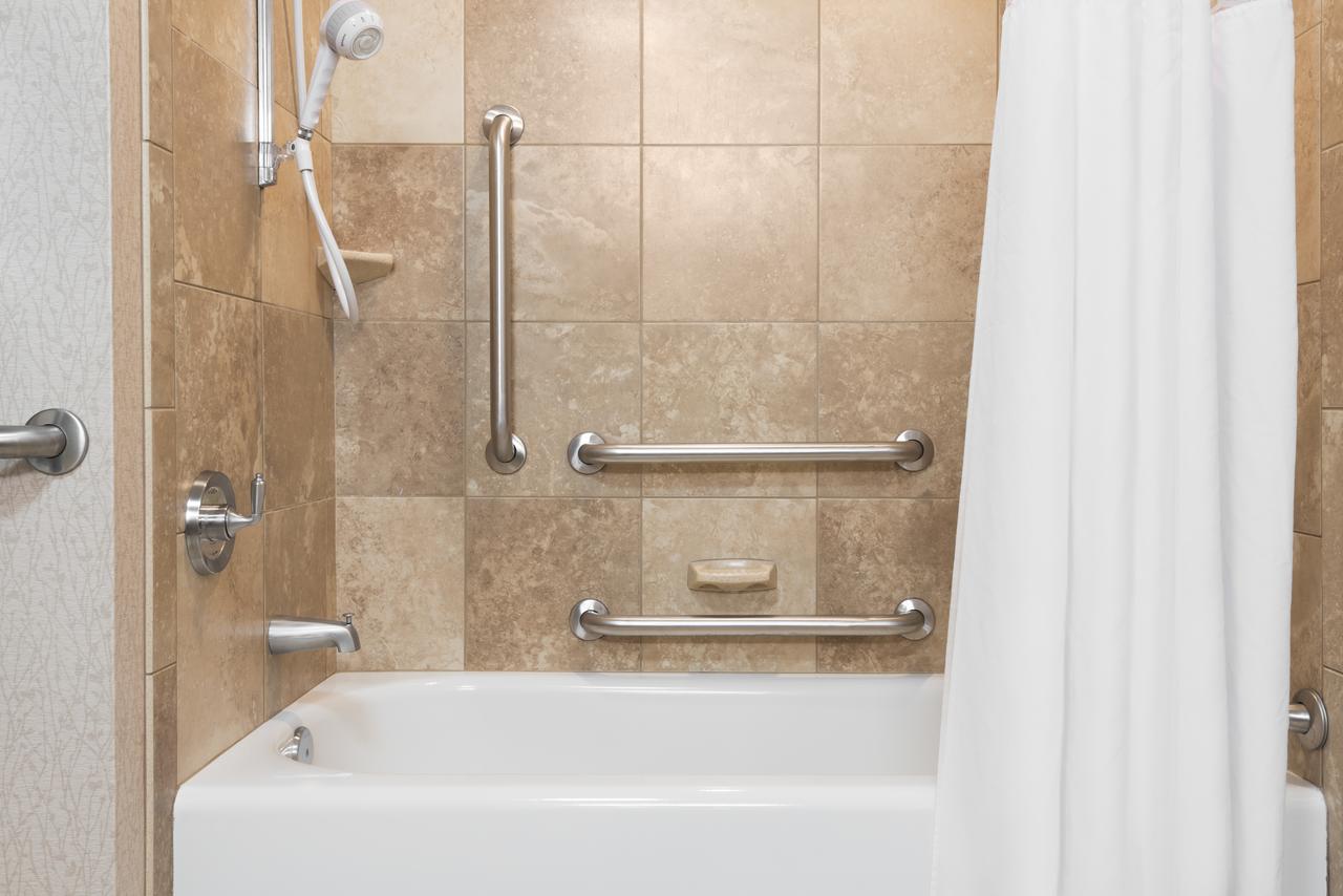 Hampton Inn & Suites Buffalo/Downtown - thumb 21