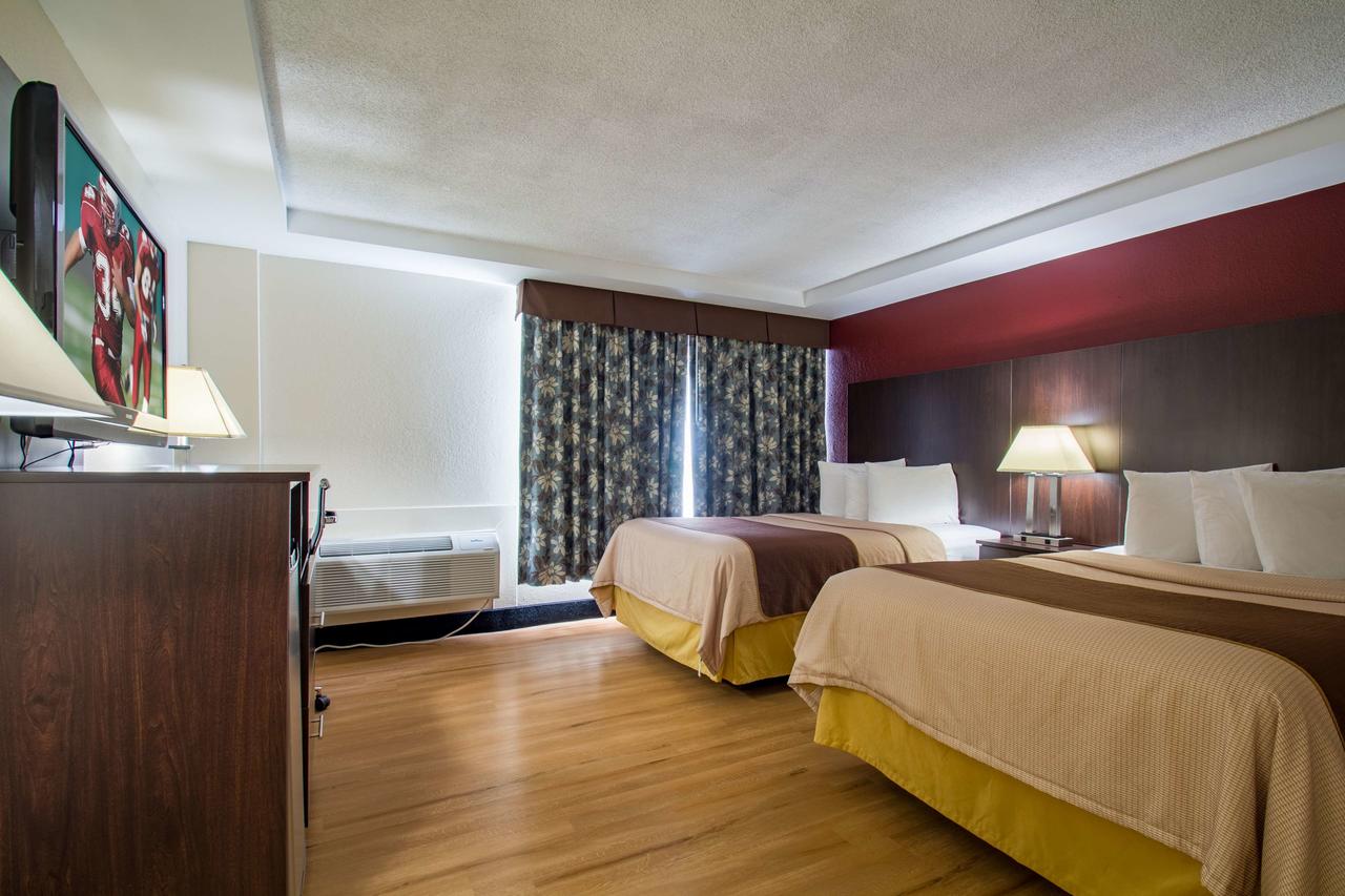 Red Roof Inn Batavia - thumb 24