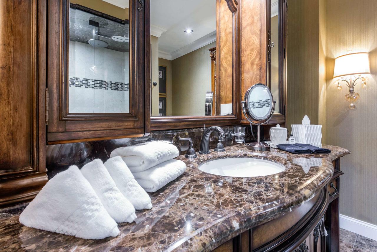 Curtiss Hotel, An Ascend Hotel Collection Member - thumb 39