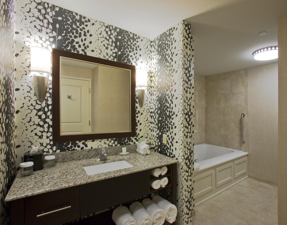 Embassy Suites Buffalo - thumb 27