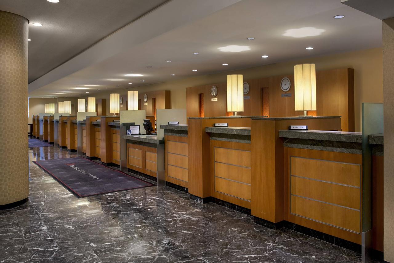 New York Marriott Marquis - thumb 4