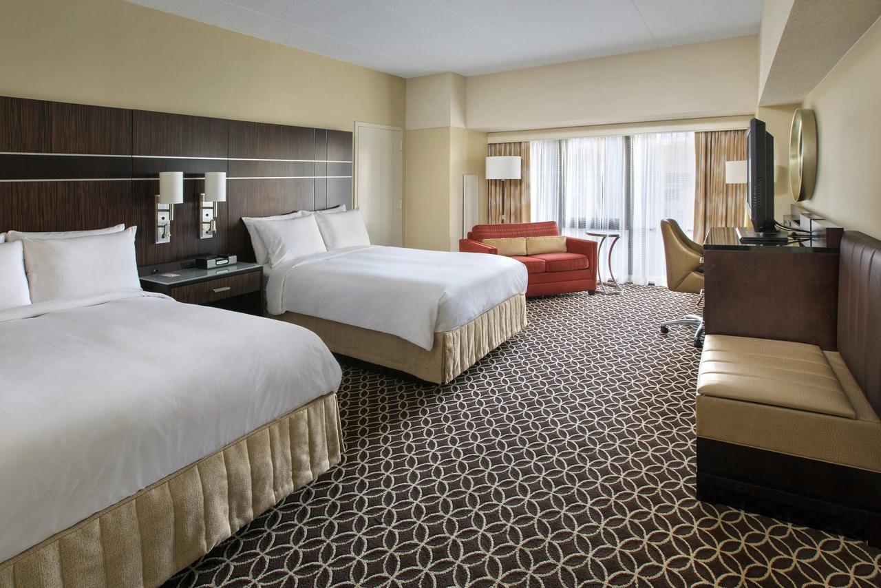 New York Marriott Marquis - thumb 12