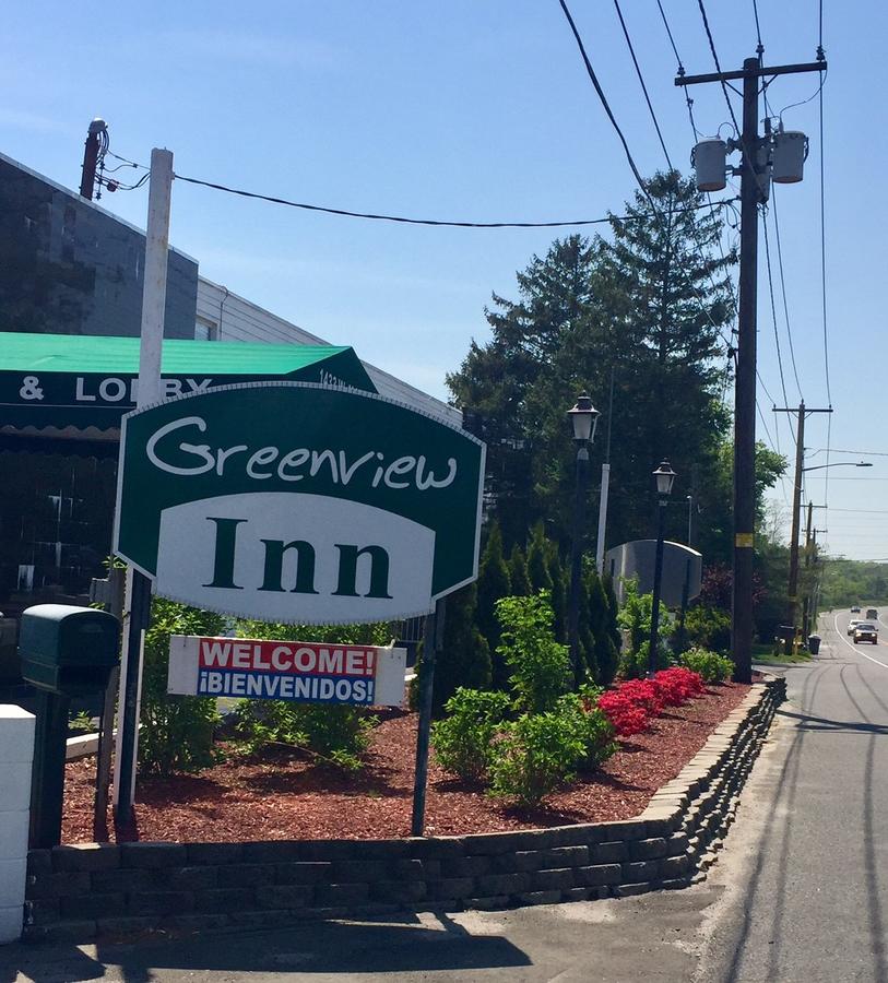 Greenview Inn Riverhead - thumb 0