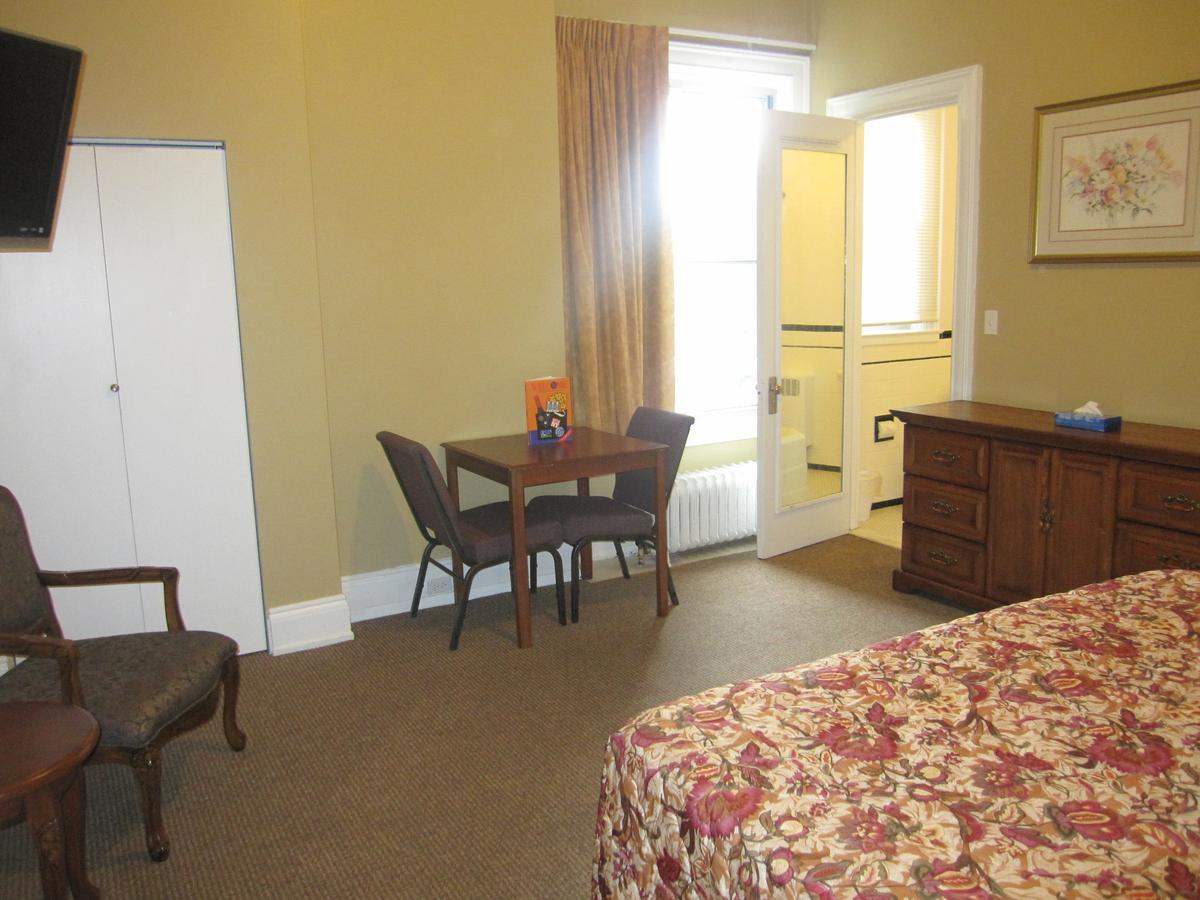 Lenox Hotel And Suites - thumb 9
