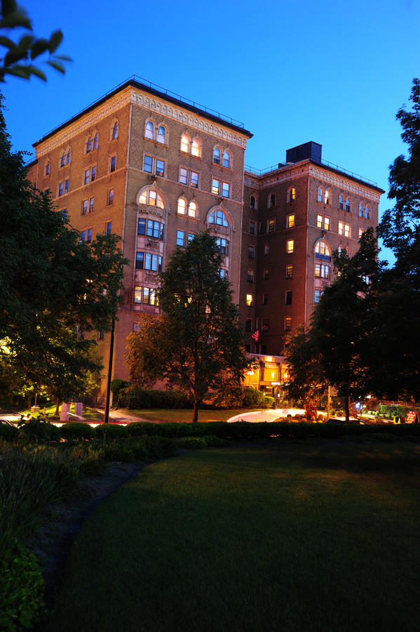 Lenox Hotel And Suites - thumb 4