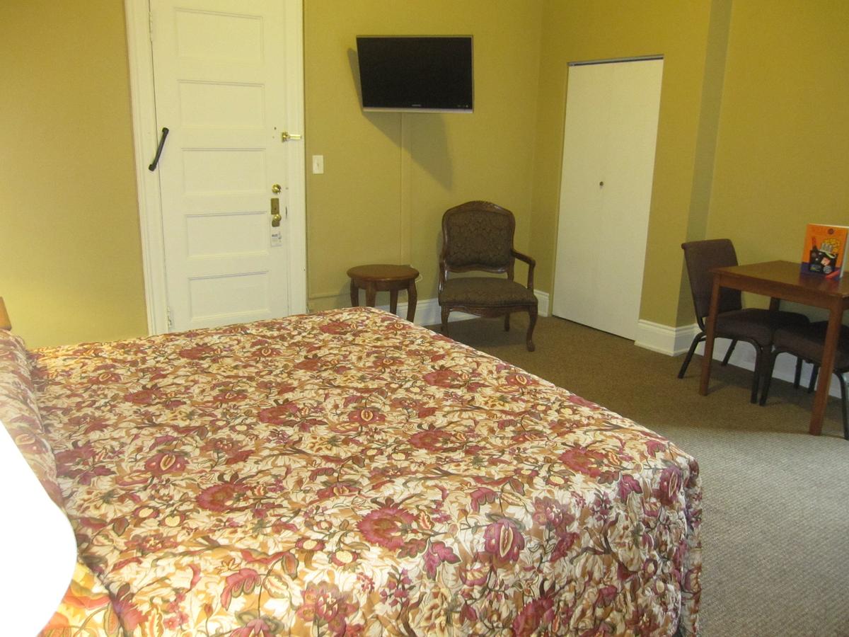 Lenox Hotel And Suites - thumb 3