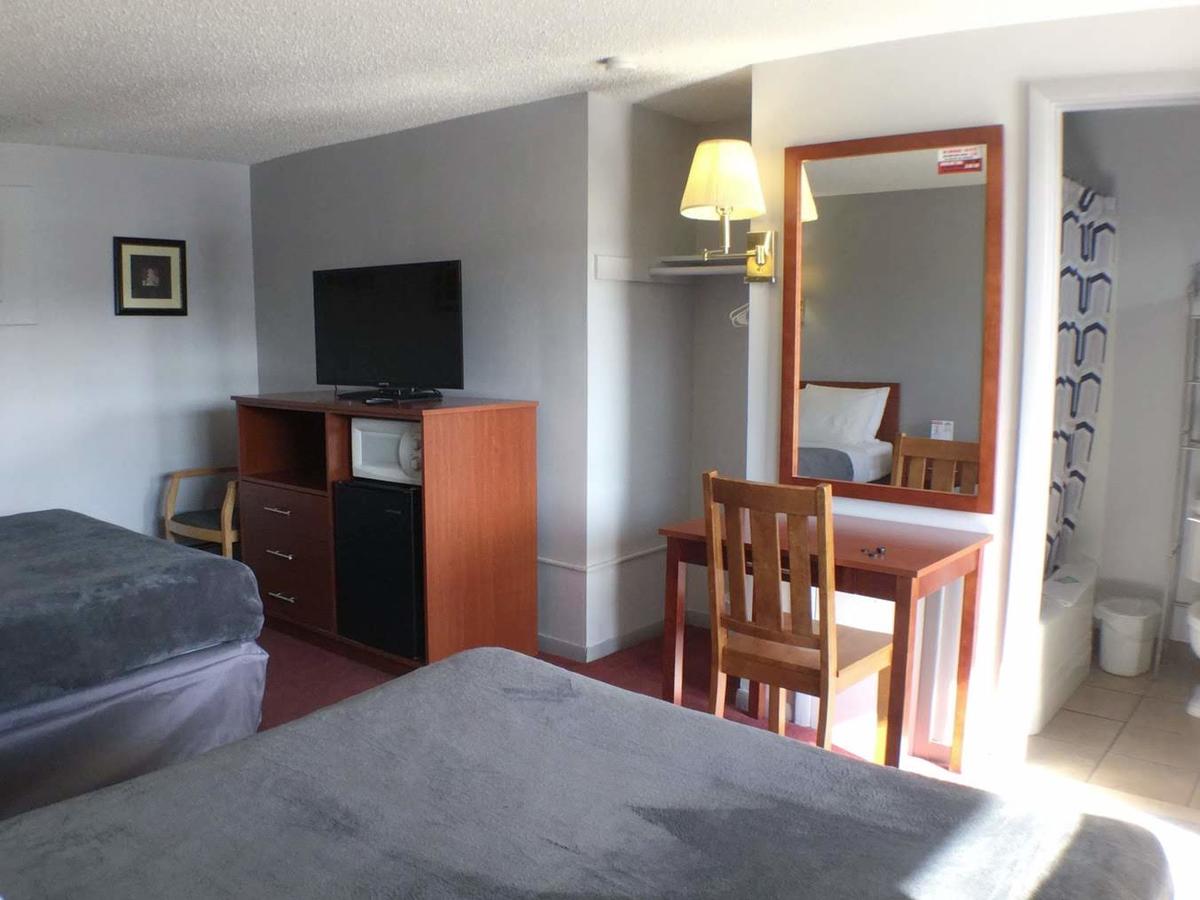 Swiss Cottage Inn - thumb 7