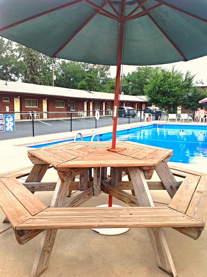 Swiss Cottage Inn - thumb 35