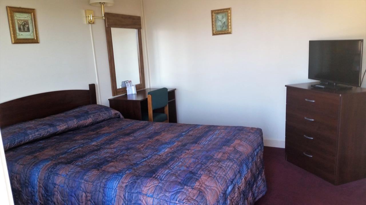 Swiss Cottage Inn - thumb 29
