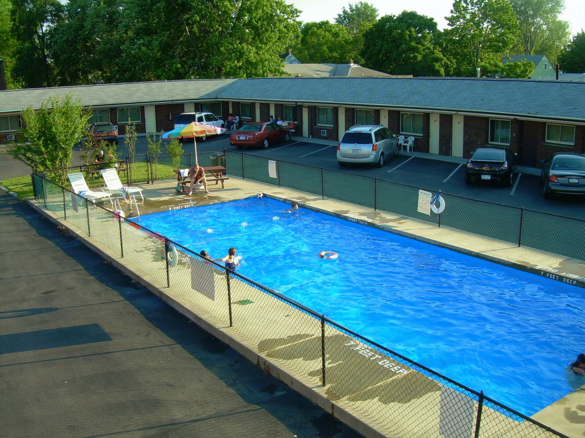Swiss Cottage Inn - thumb 34