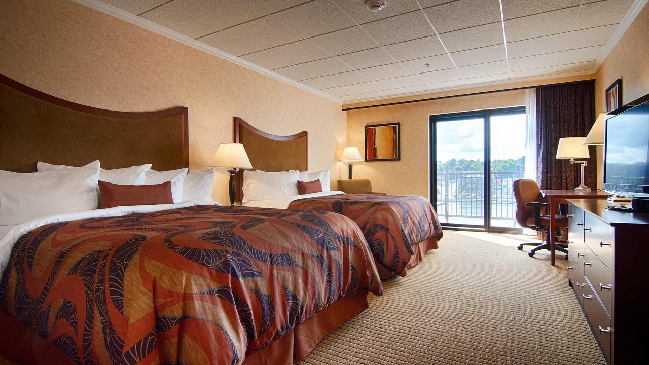 Best Western Plus Oswego Hotel And Conference Center - thumb 24