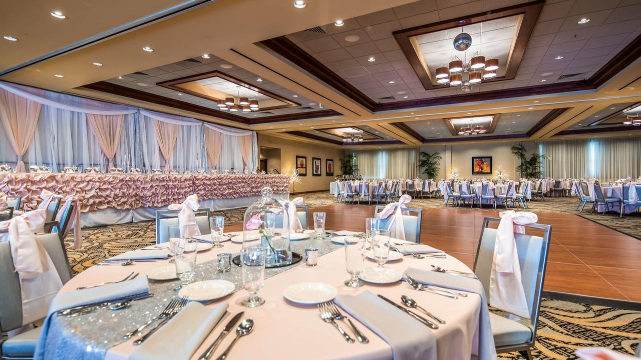 Best Western Plus Oswego Hotel And Conference Center - thumb 10