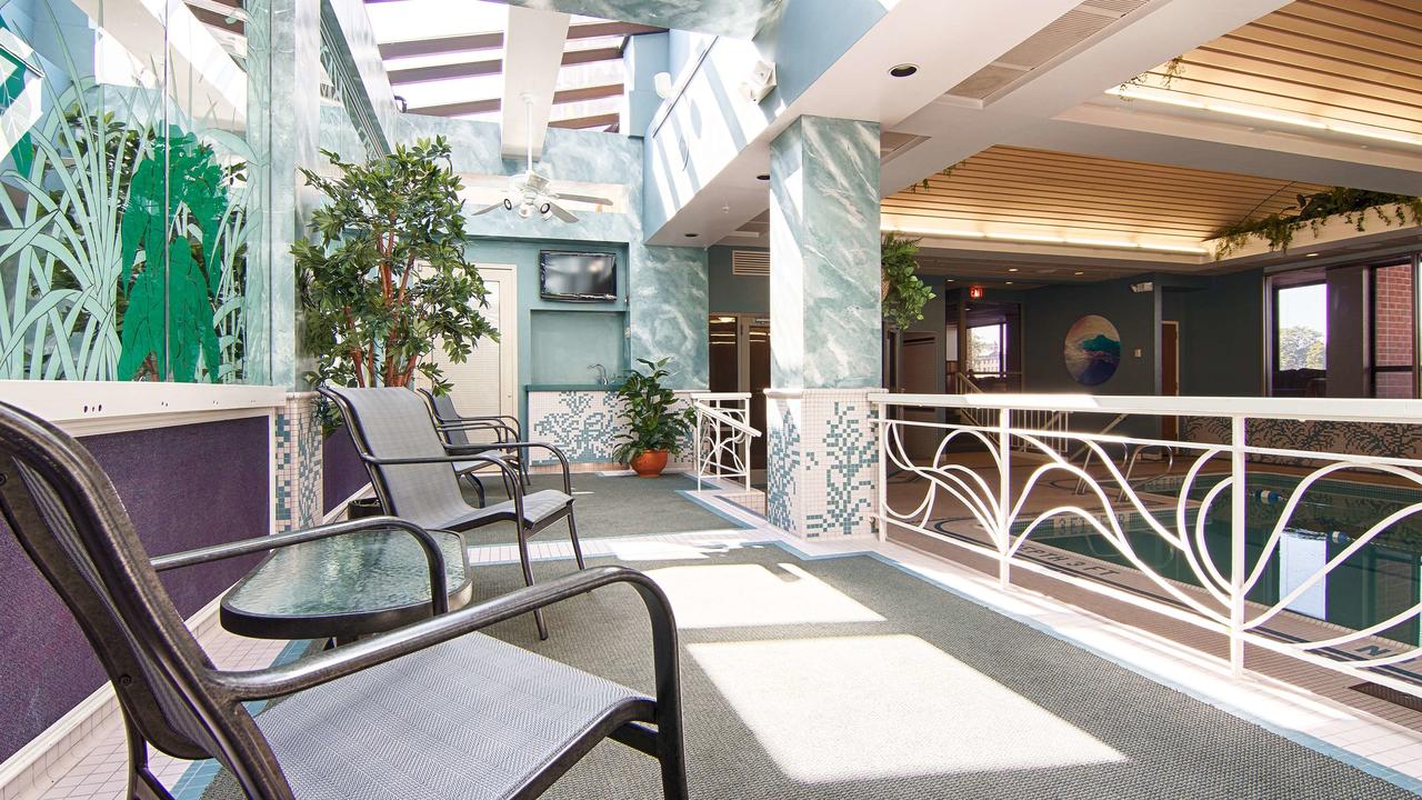 Best Western Plus Oswego Hotel And Conference Center - thumb 27