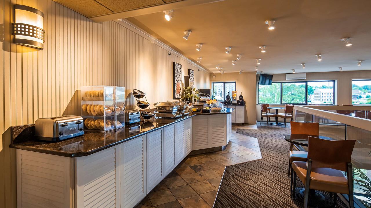 Best Western Plus Oswego Hotel And Conference Center - thumb 12