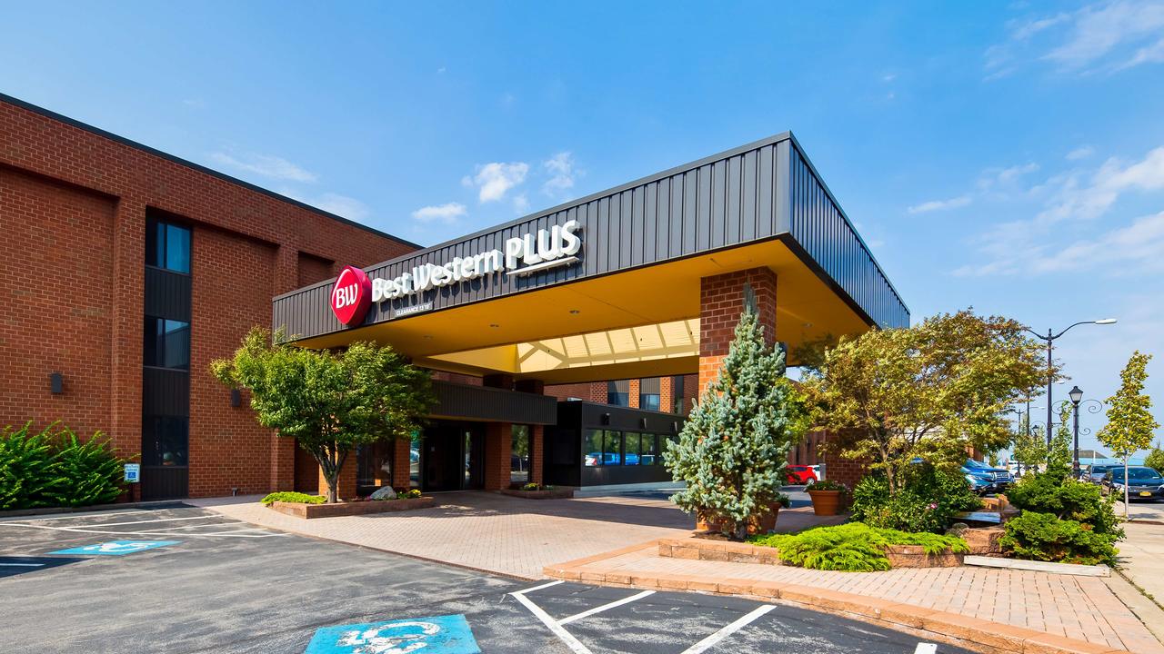Best Western Plus Oswego Hotel And Conference Center - thumb 0