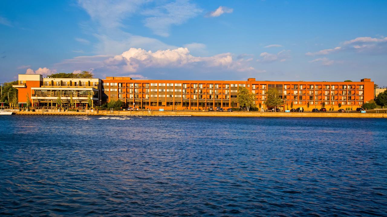 Best Western Plus Oswego Hotel And Conference Center - thumb 8