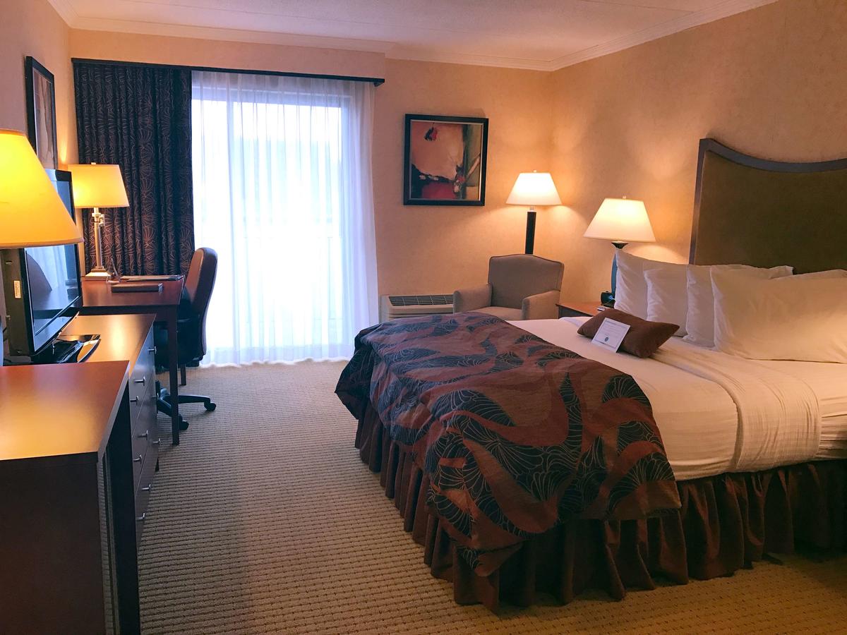 Best Western Plus Oswego Hotel And Conference Center - thumb 21