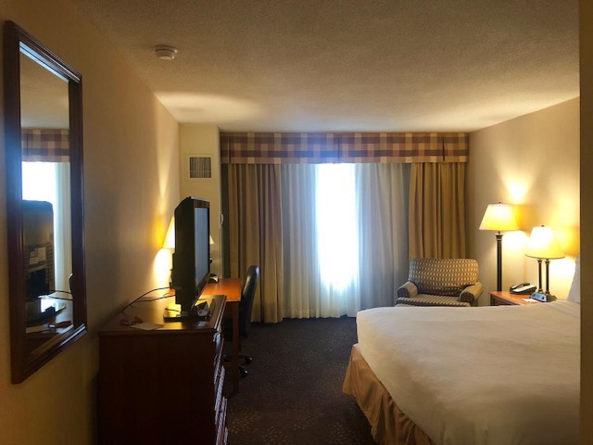 Holiday Inn Buffalo International Airport - thumb 21