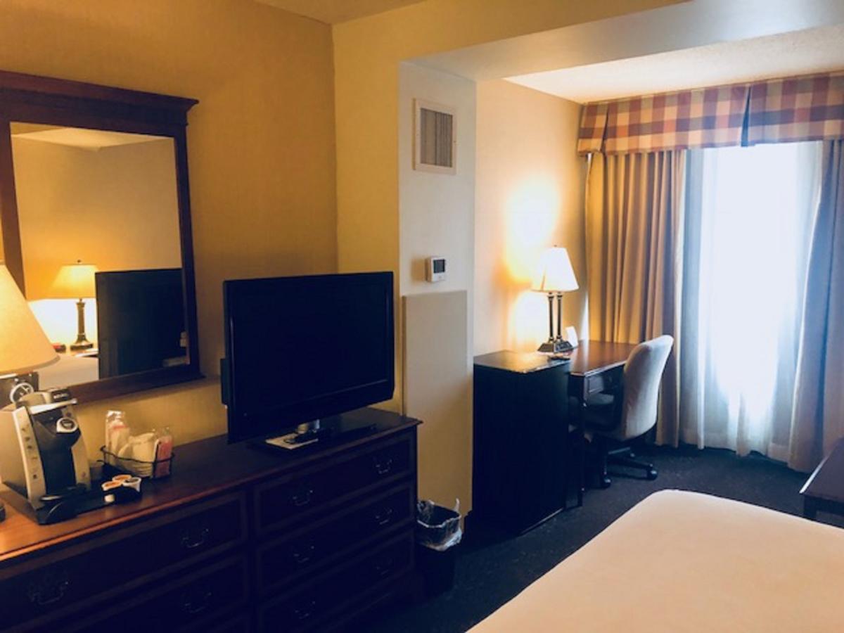 Holiday Inn Buffalo International Airport - thumb 7
