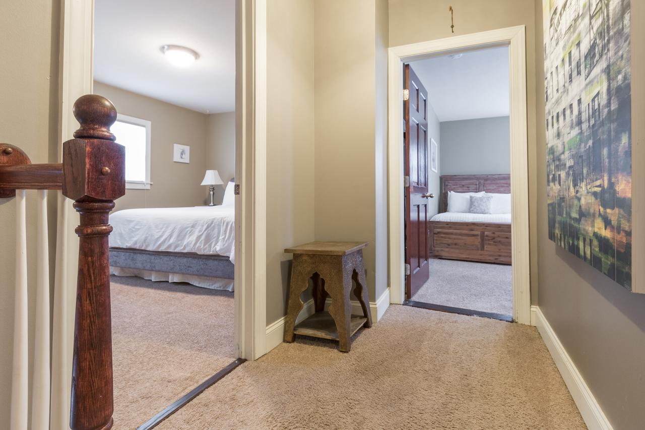 Smart Home In Downtown Buffalo! - thumb 14