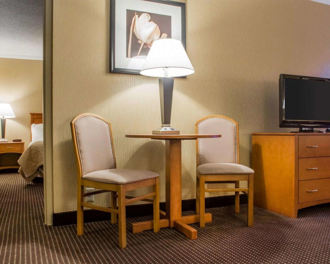 Quality Inn & Suites Riverfront Oswego - thumb 21