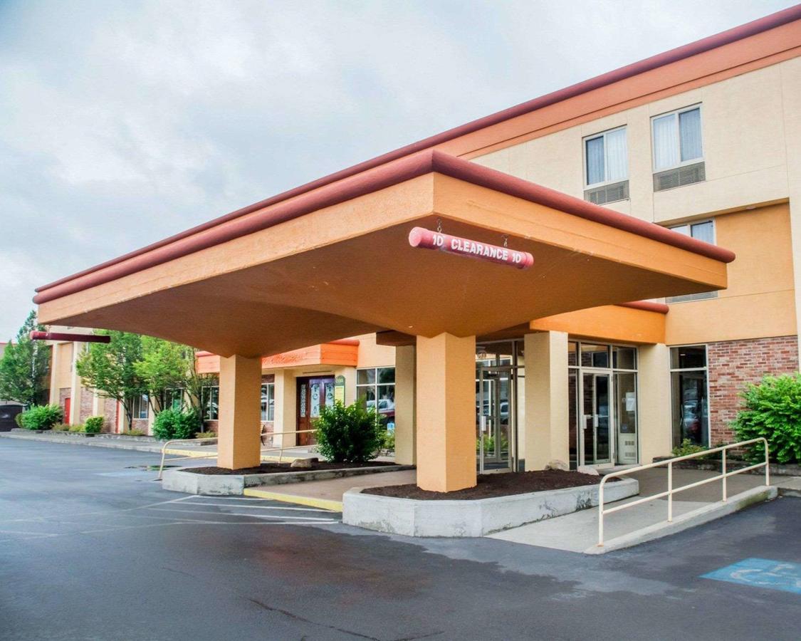 Quality Inn & Suites Riverfront Oswego - thumb 15