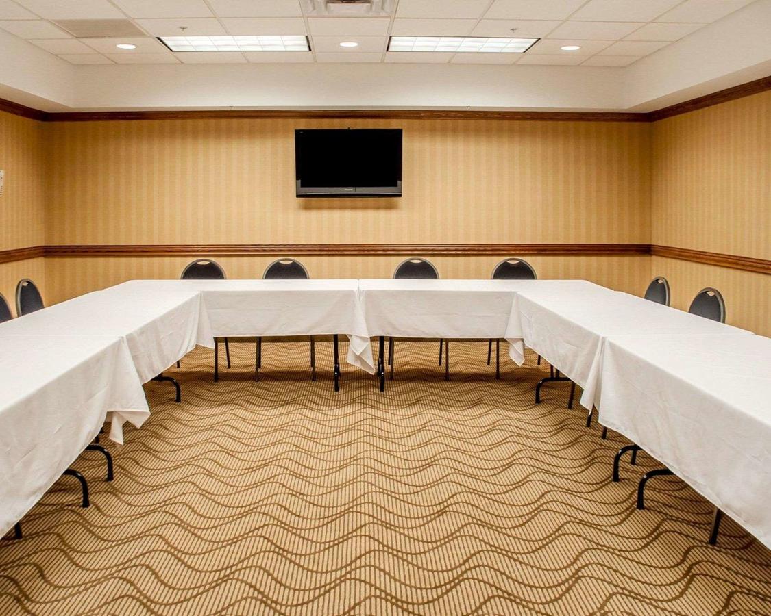 Comfort Inn Near Walden Galleria Mall- Cheektowaga - thumb 27