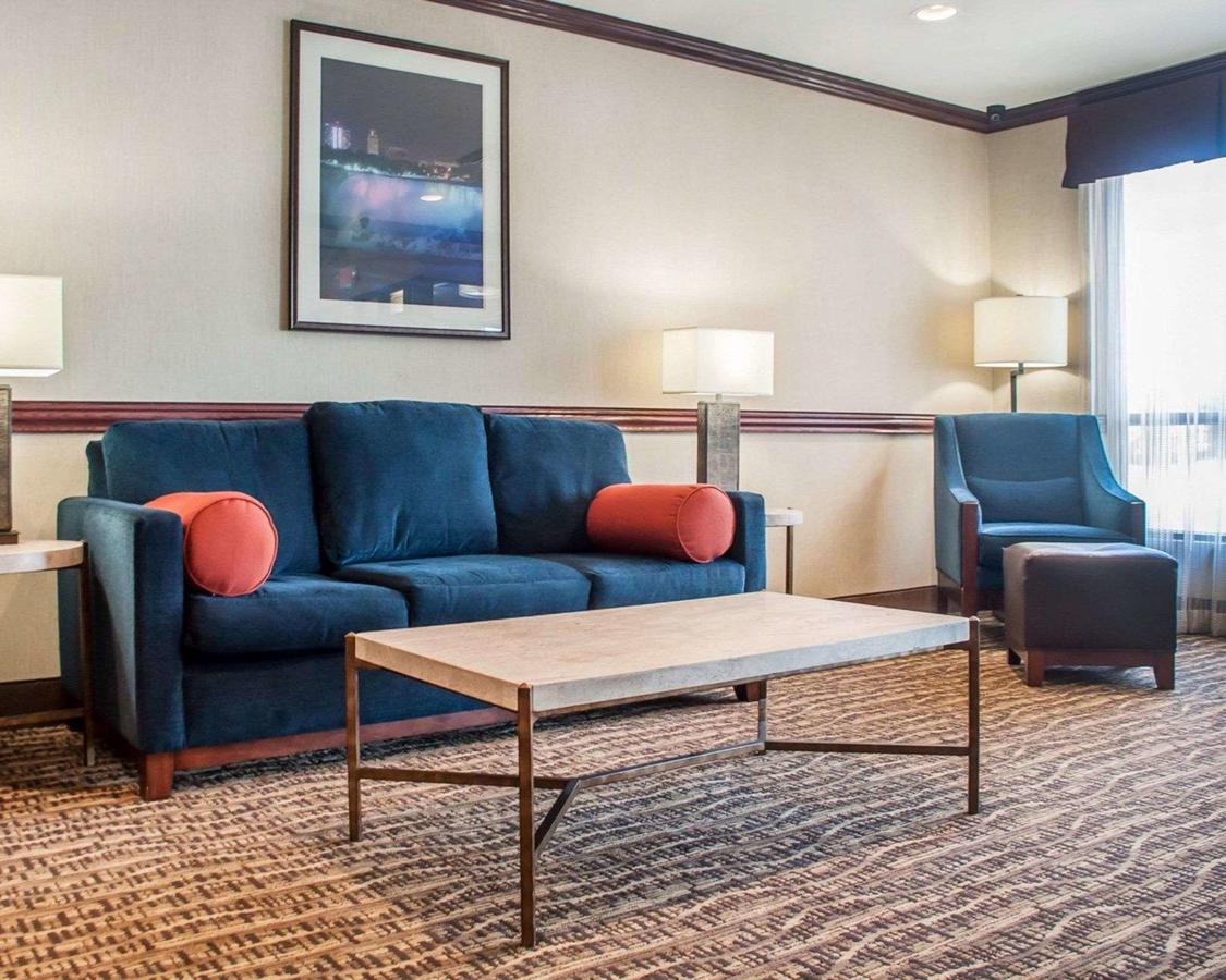 Comfort Inn Near Walden Galleria Mall- Cheektowaga - thumb 12
