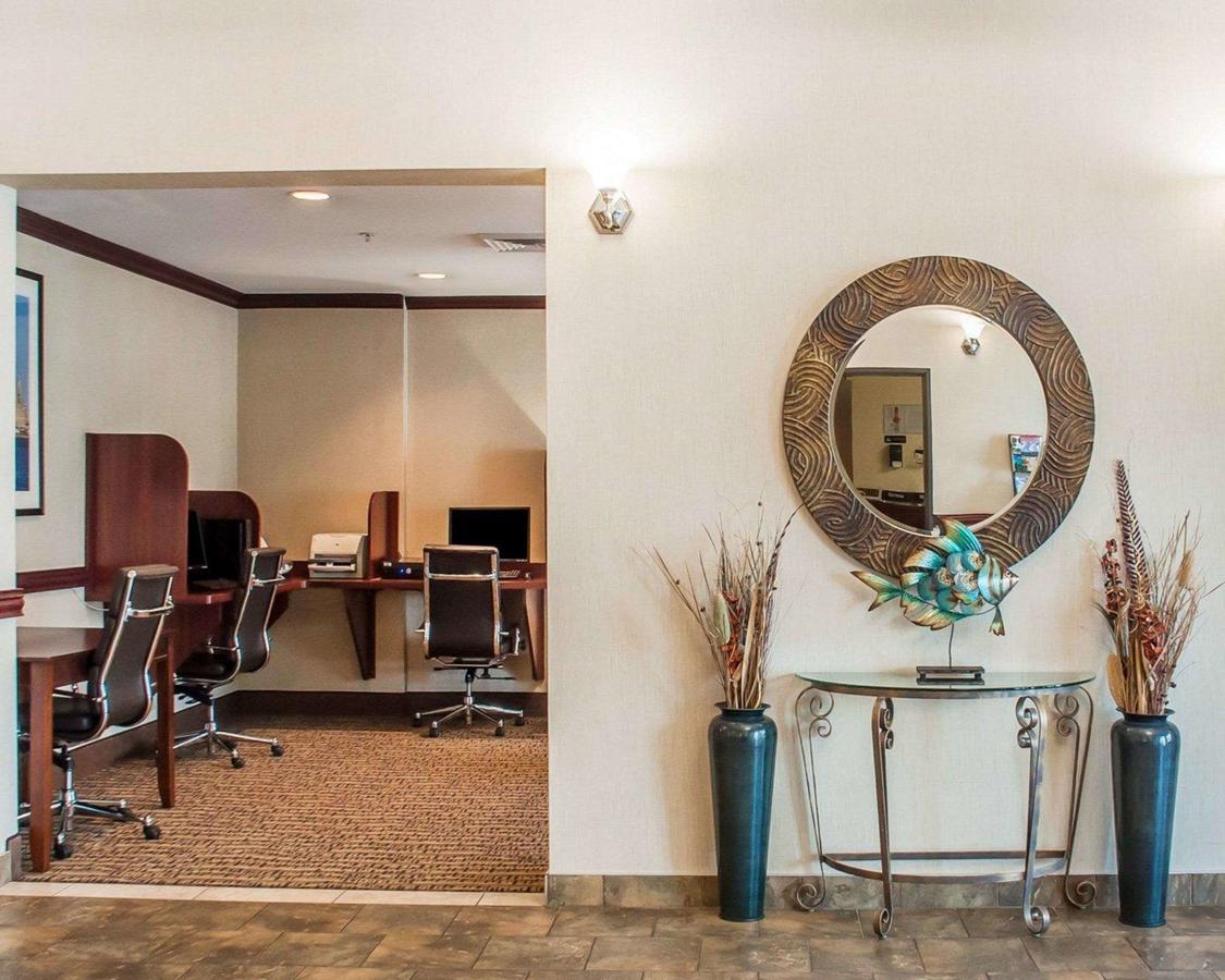 Comfort Inn Near Walden Galleria Mall- Cheektowaga - thumb 37