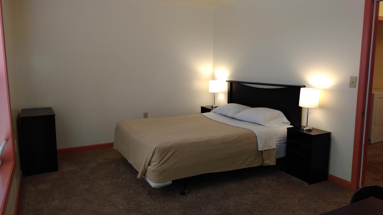 Stay Inn And Suites - thumb 10