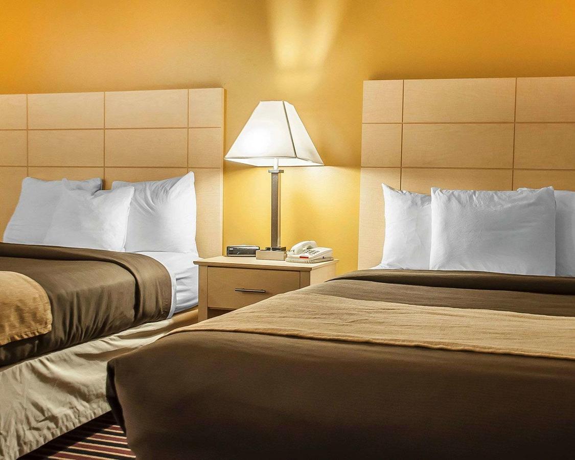Econo Lodge At The Falls North - thumb 17