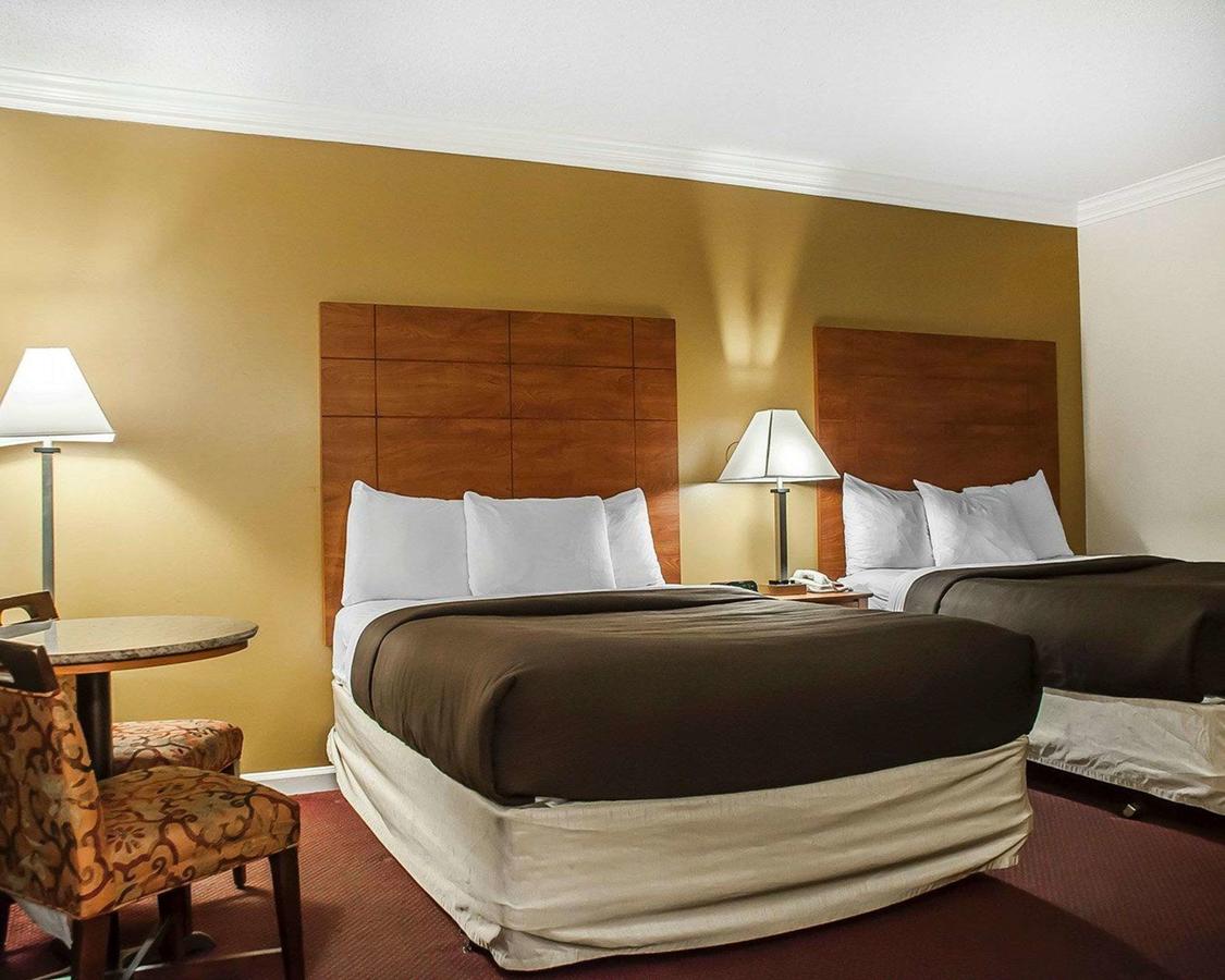 Econo Lodge At The Falls North - thumb 14