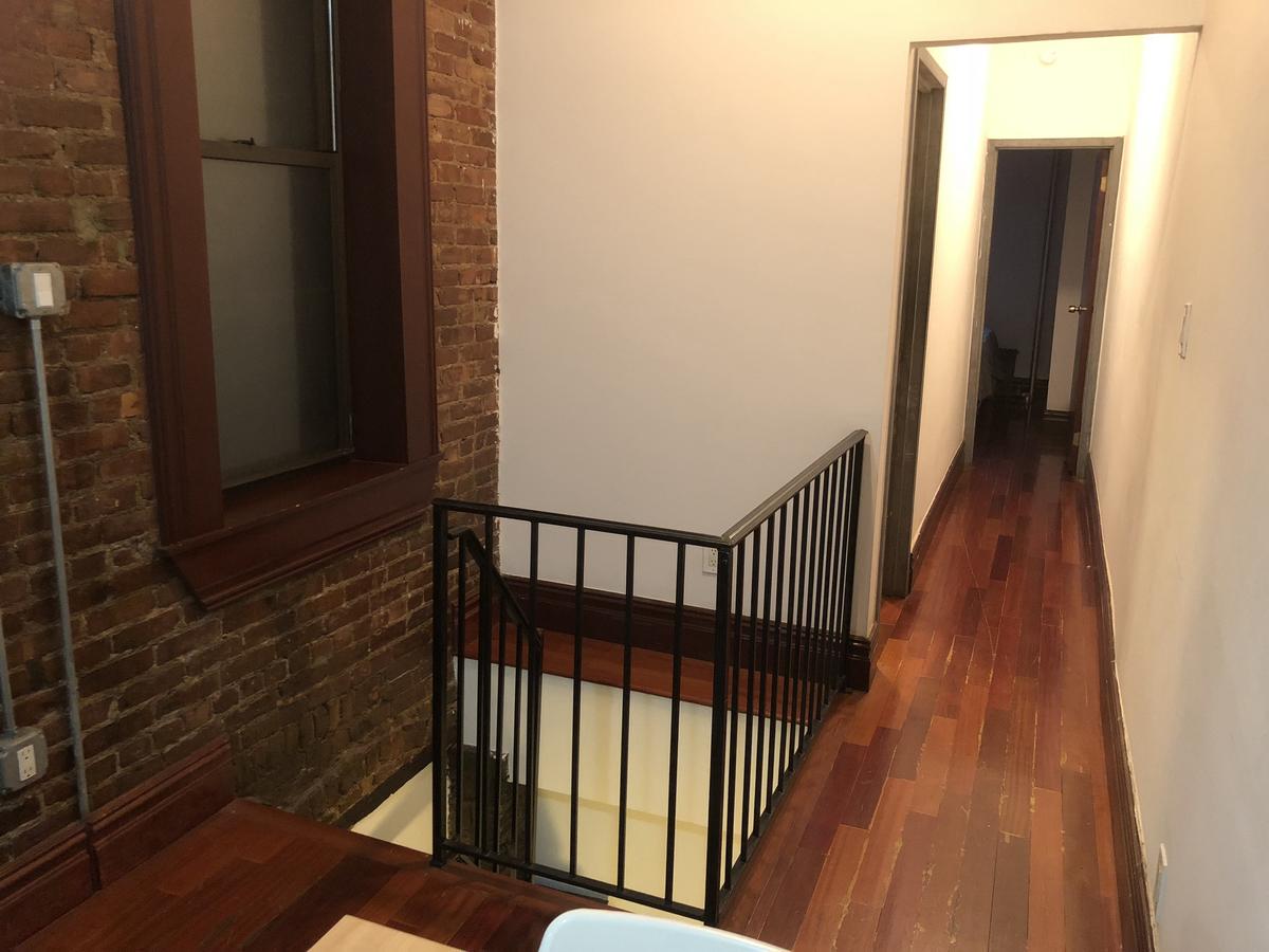 UWS BEAUTIFUL 3 BED COZY DUPLEX STEPS TO COLUMBIA - thumb 2