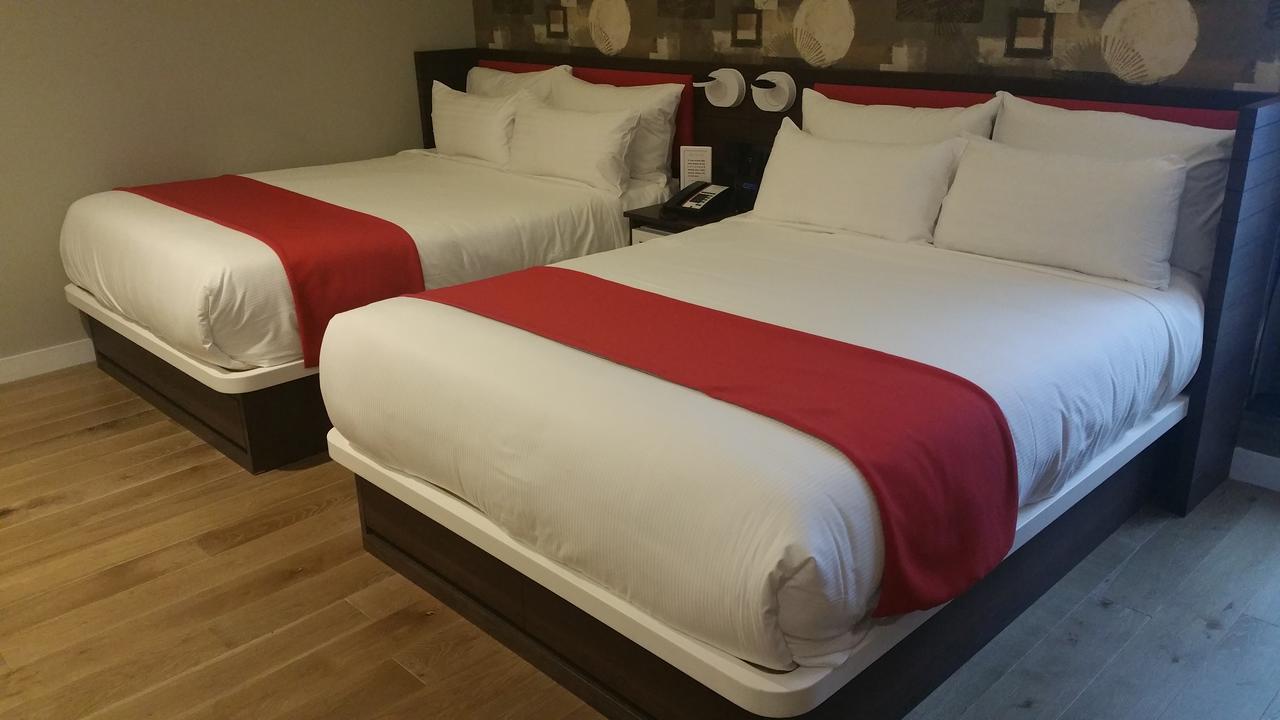 NobleDEN Hotel - thumb 10