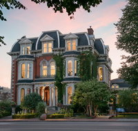 The Mansion on Delaware Avenue - Accommodation Los Angeles