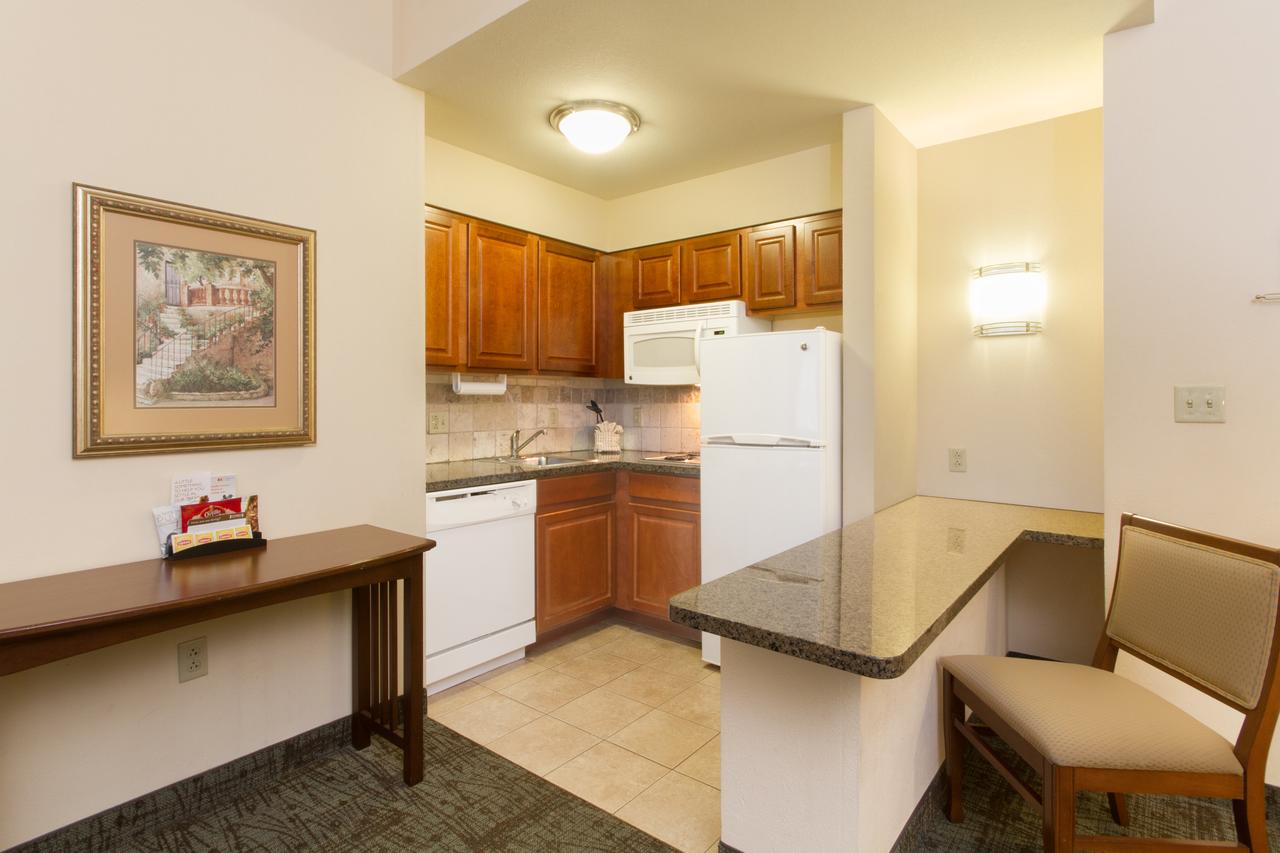 Staybridge Suites Buffalo - thumb 15