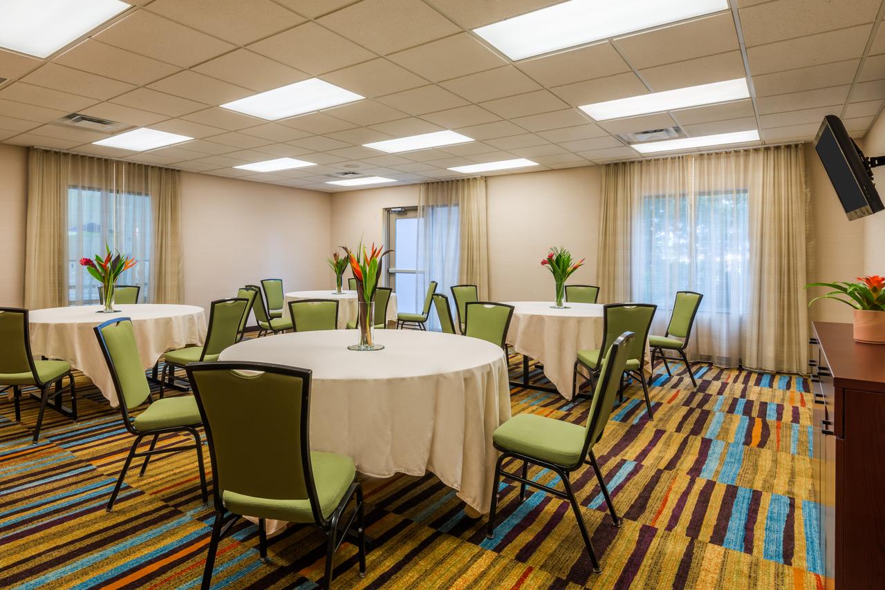 Fairfield Inn & Suites â€“ Buffalo Airport - thumb 30