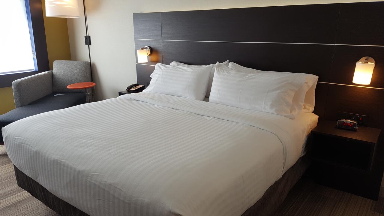 Holiday Inn Express & Suites Oswego - thumb 21
