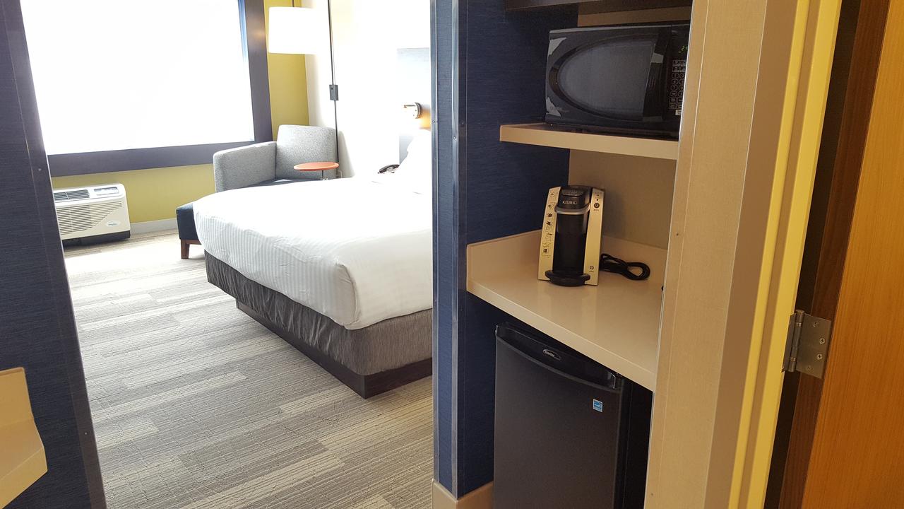 Holiday Inn Express & Suites Oswego - thumb 22