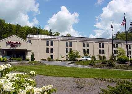 Hampton Inn Brevard - thumb 0