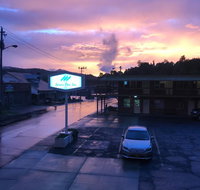 Spruce Pine Inn - Accommodation Los Angeles
