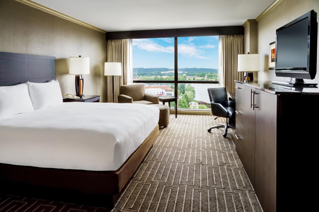 Hilton Charlotte University Place - thumb 7