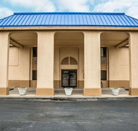 Rodeway Inn  Suites Plymouth Hwy 64 - Accommodation Los Angeles