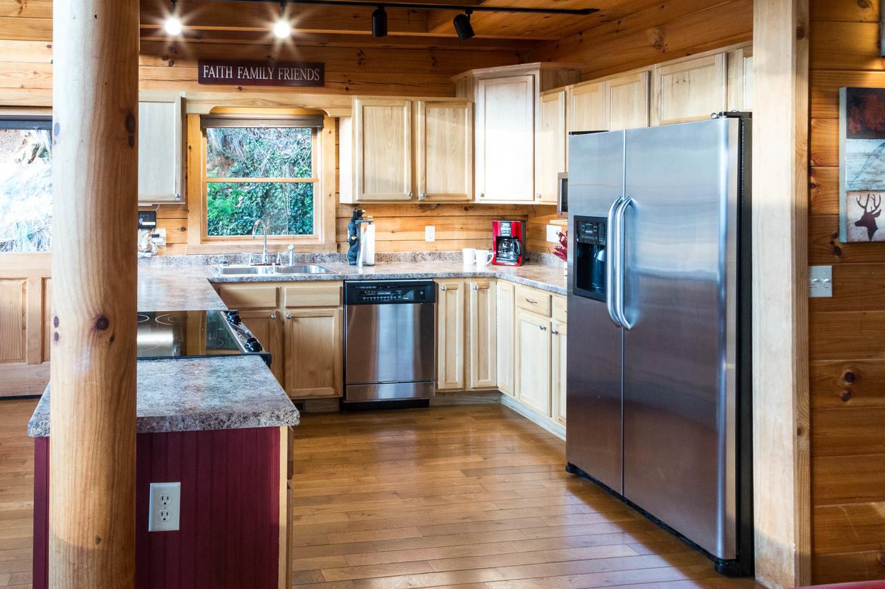 4 Bed 4 Bath Vacation Home In Sylva I - thumb 9